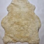 Schapenvacht Uniek Nr.158 Urban Wit Krul L / 105cm