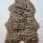 Schapenvacht Uniek Nr.222 Taupe XL / 115cm